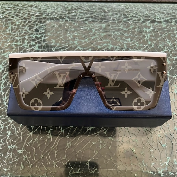 Louis Vuitton Accessories Louis Vuitton Preowned222 Preowned